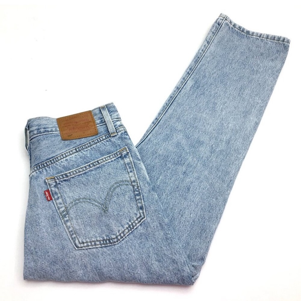 Levi's 501 Premium Jeans Women's Straight Leg Button Fly Light Wash size 26 x 26